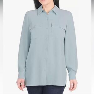 Hilary Radley Womans Button-up Shirt Pocket Top Light Blue M‎